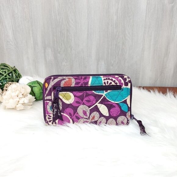 Vera Bradley Turn Lock Wallet Clutch - Picture 2 of 13